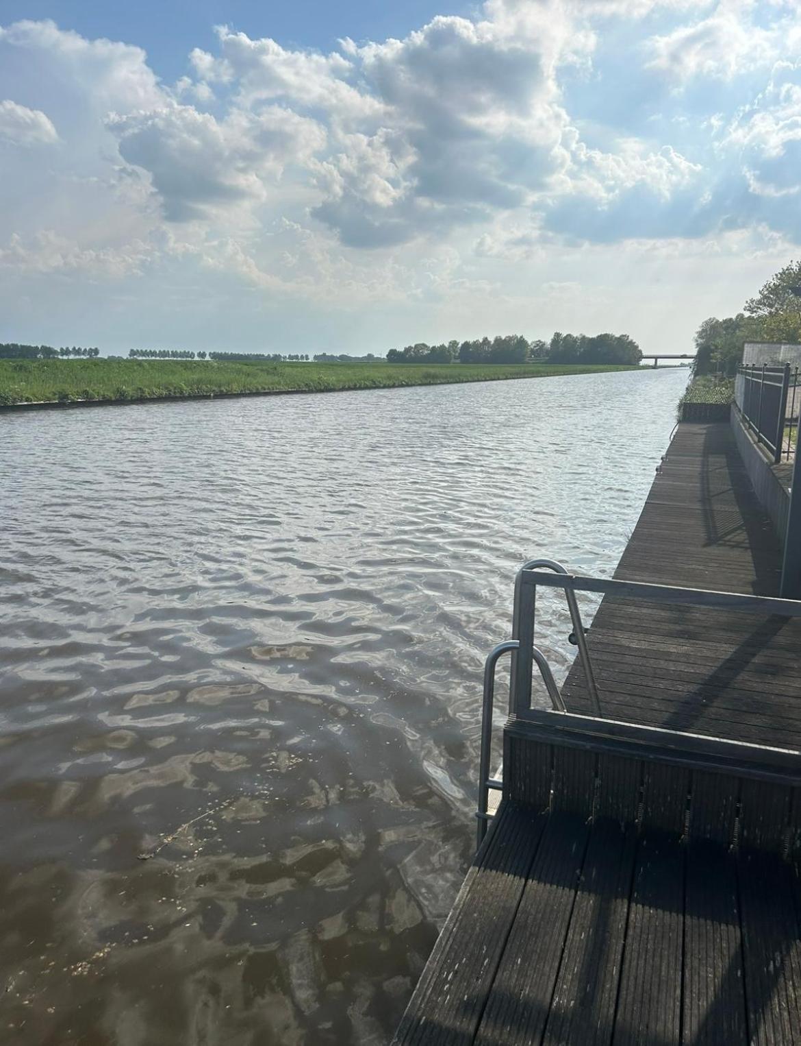 B&B Noordoostpolder エメロールト エクステリア 写真